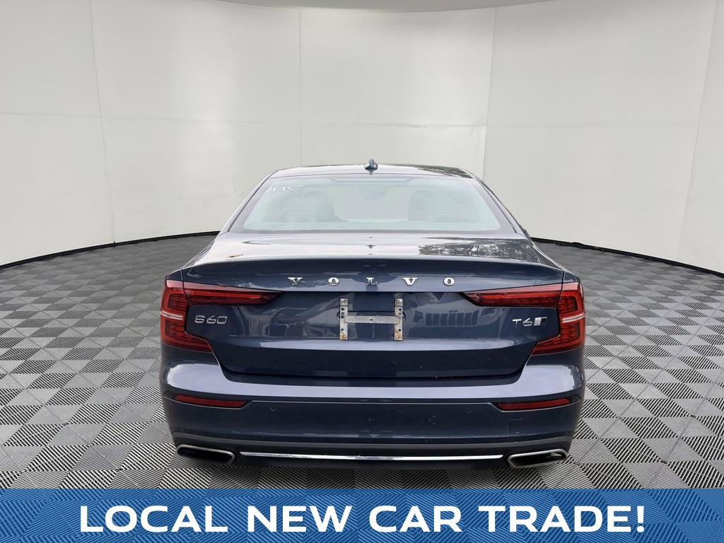 2019 Volvo S60 view 5