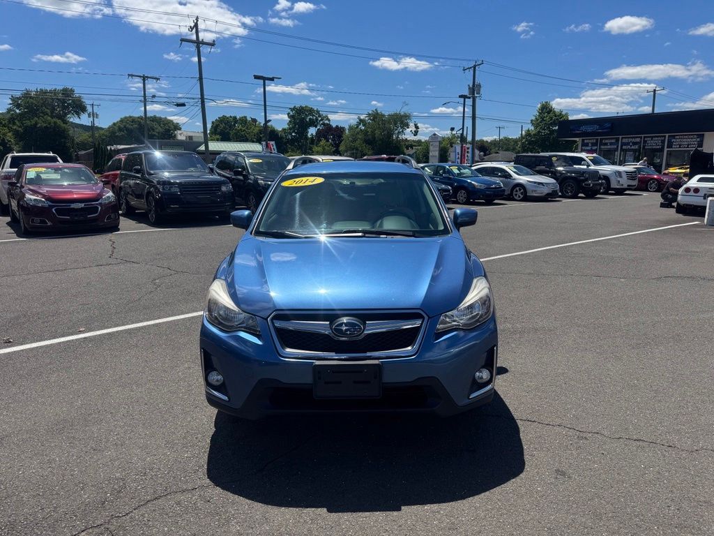 2016 Subaru Crosstrek view 2
