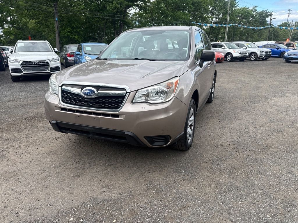 2014 Subaru Forester view 2