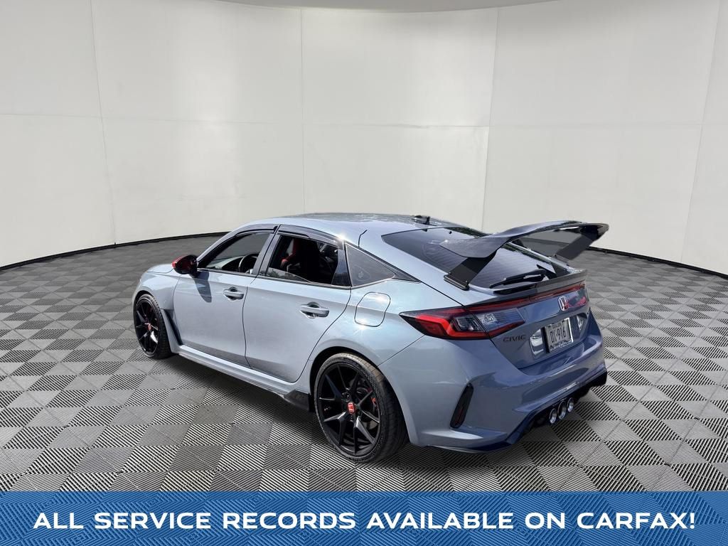 2023 Honda Civic Type R view 3