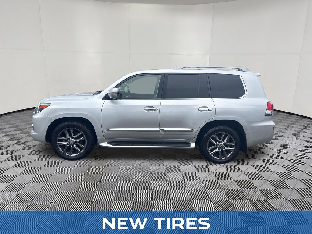 2014 Lexus LX view 2