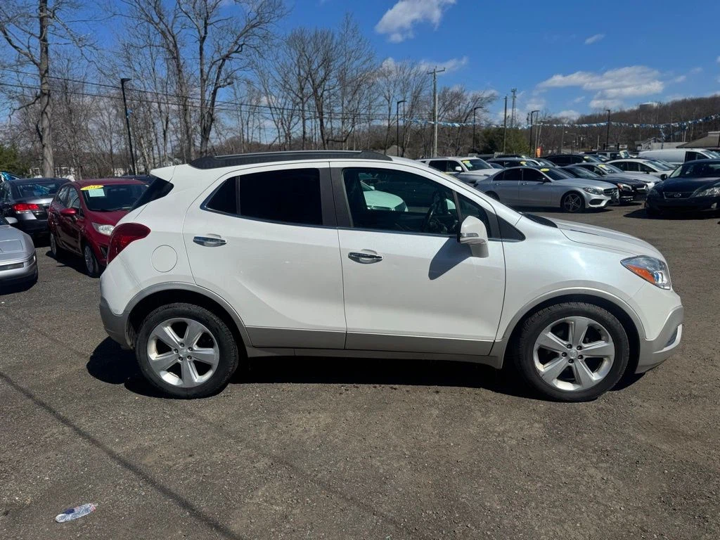 2016 Buick Encore view 4