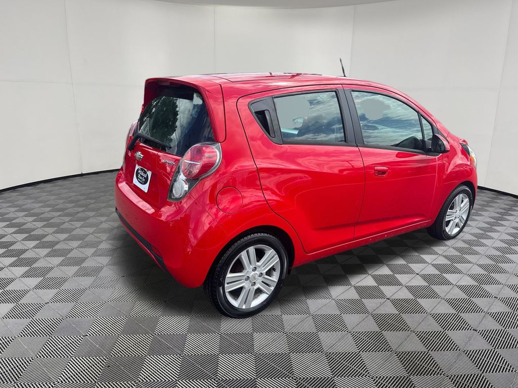2015 Chevrolet Spark view 5