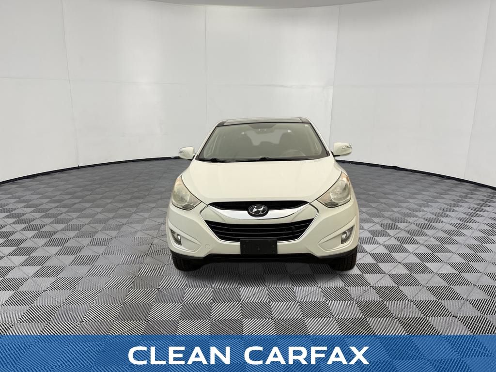 2011 Hyundai Tucson view 2