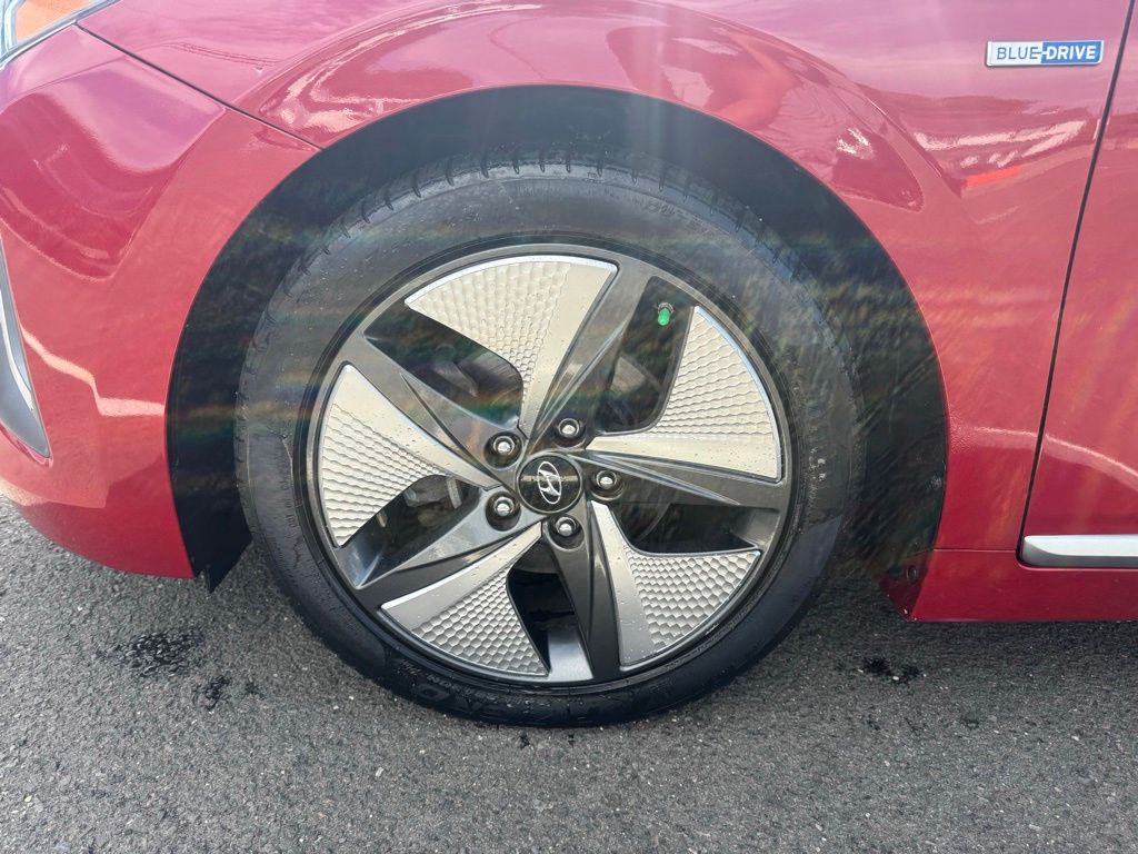 2020 Hyundai IONIQ SEL - Photo 18