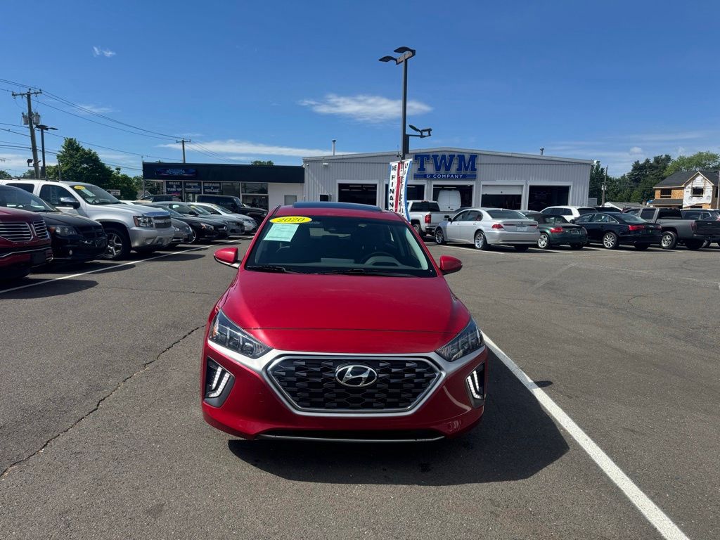 2020 Hyundai IONIQ SEL - Photo 2