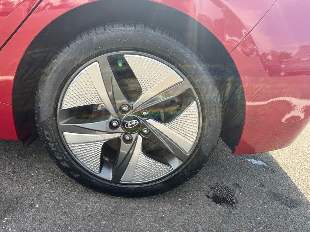 2020 Hyundai IONIQ SEL - Photo 21