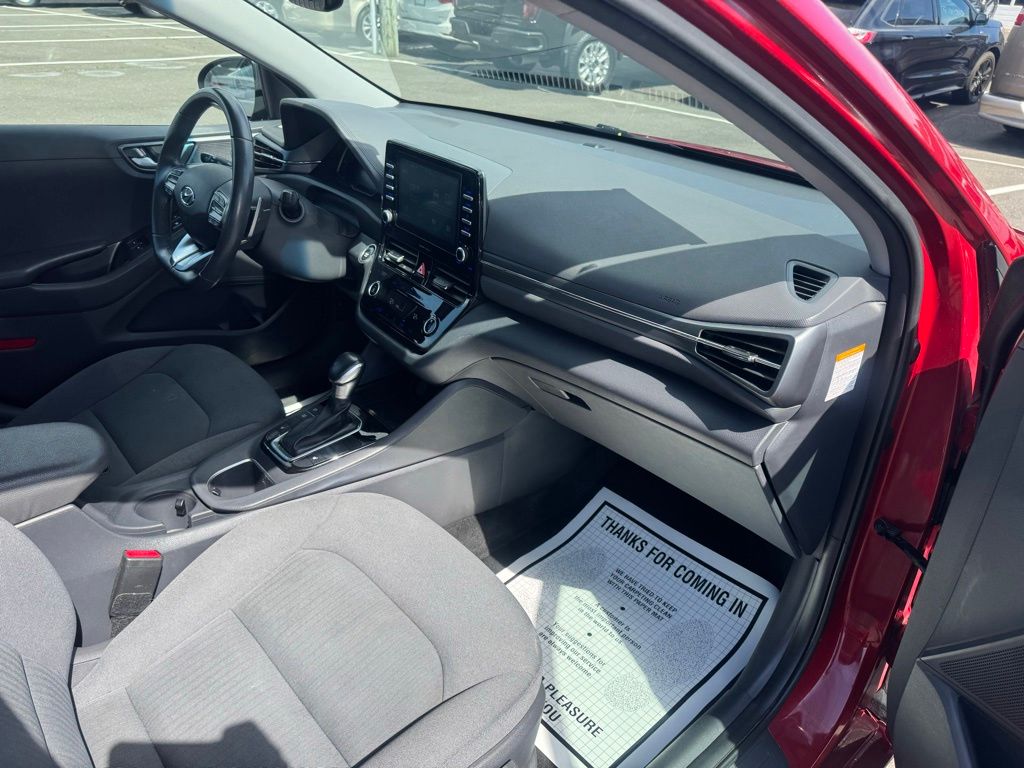 2020 Hyundai IONIQ SEL - Photo 24