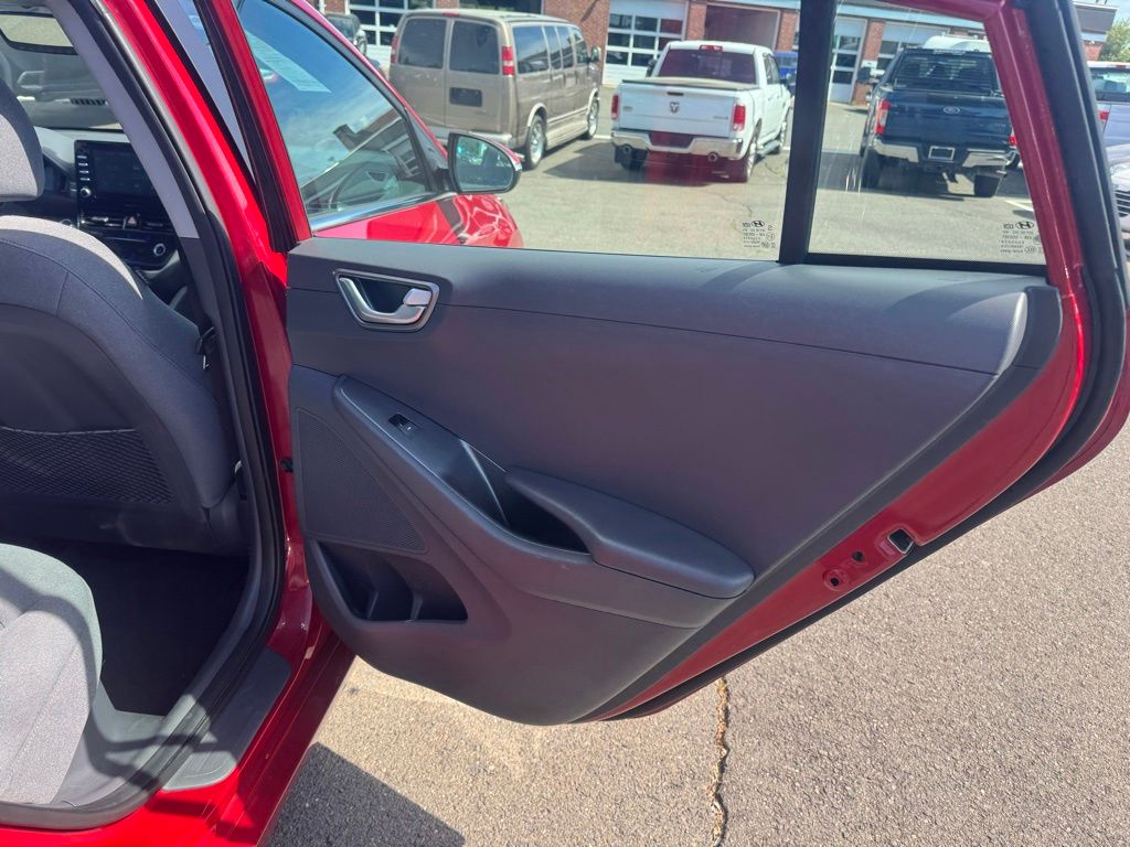 2020 Hyundai IONIQ SEL - Photo 25