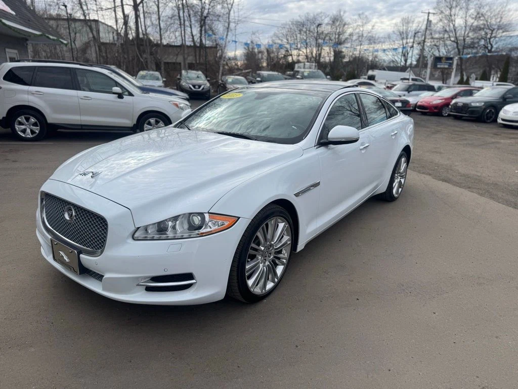 2013 Jaguar XJ