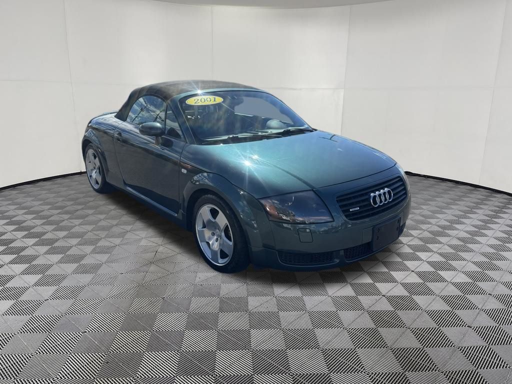 2001 Audi TT view 3