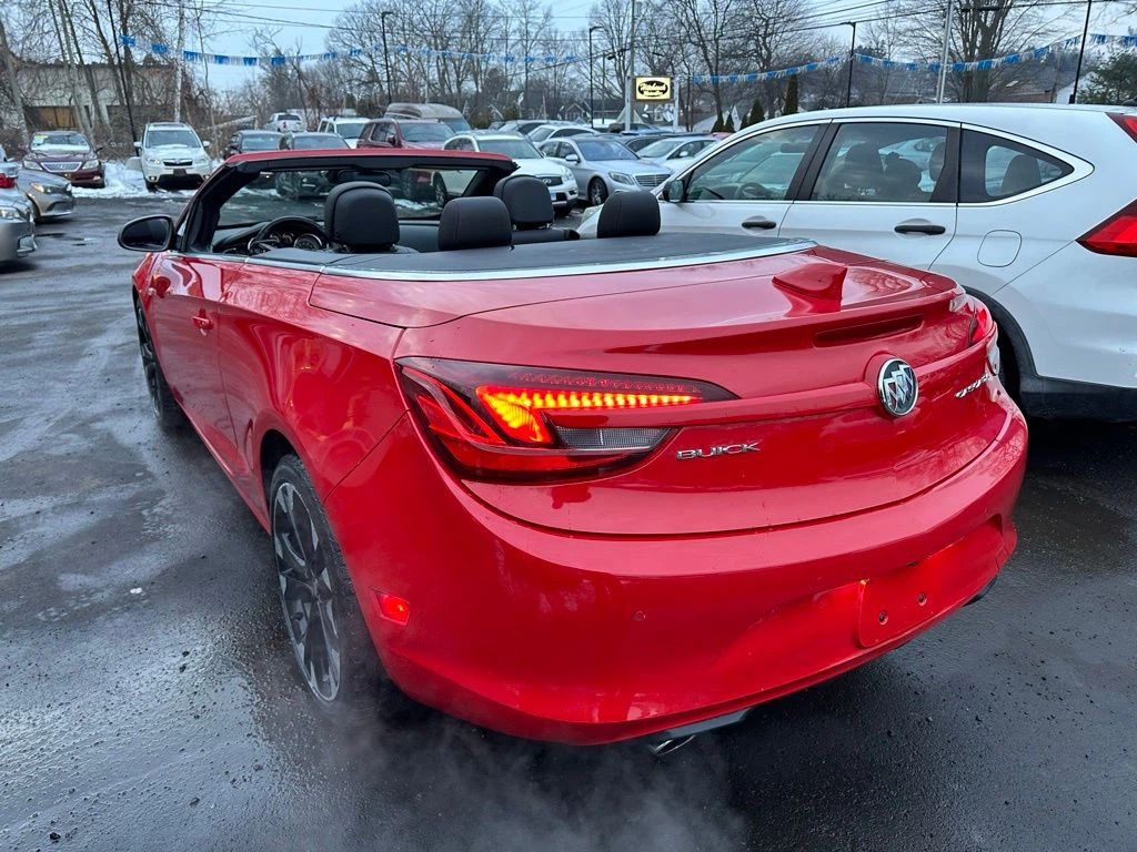 2017 Buick Cascada view 4