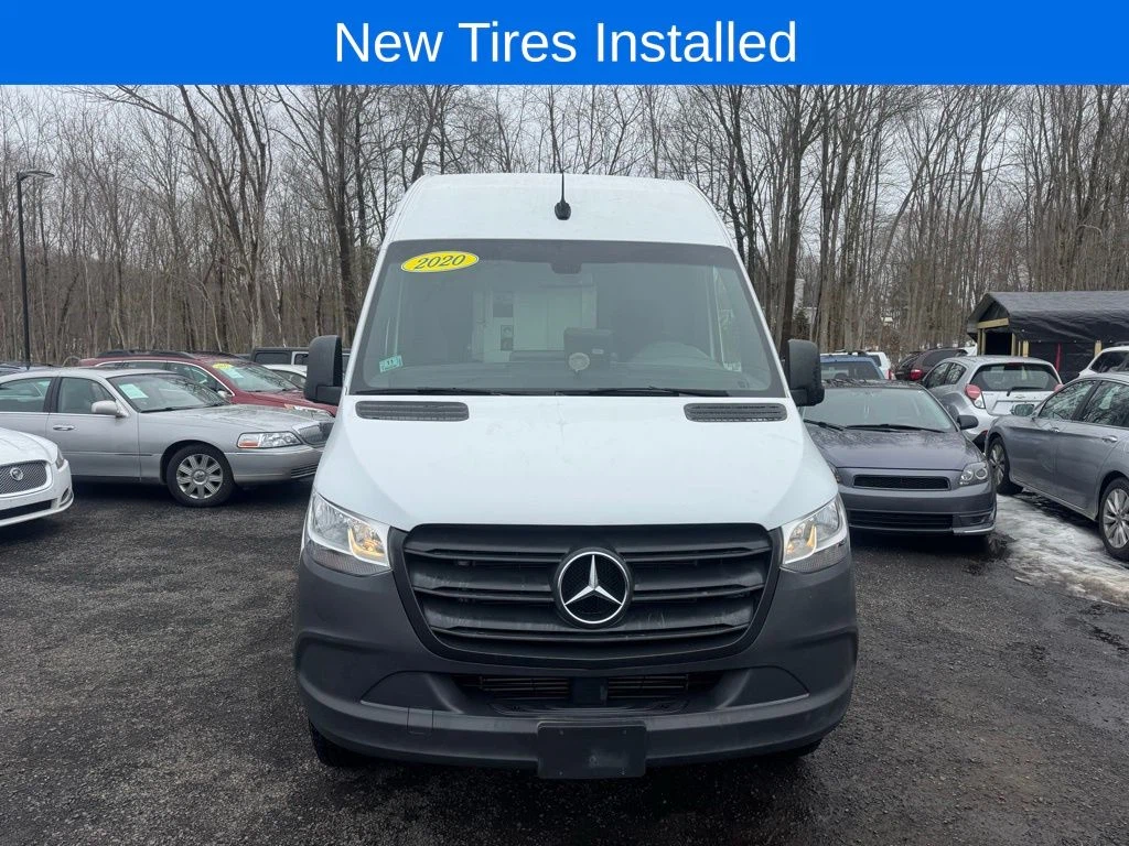 2020 Mercedes-Benz Sprinter 2500 view 2