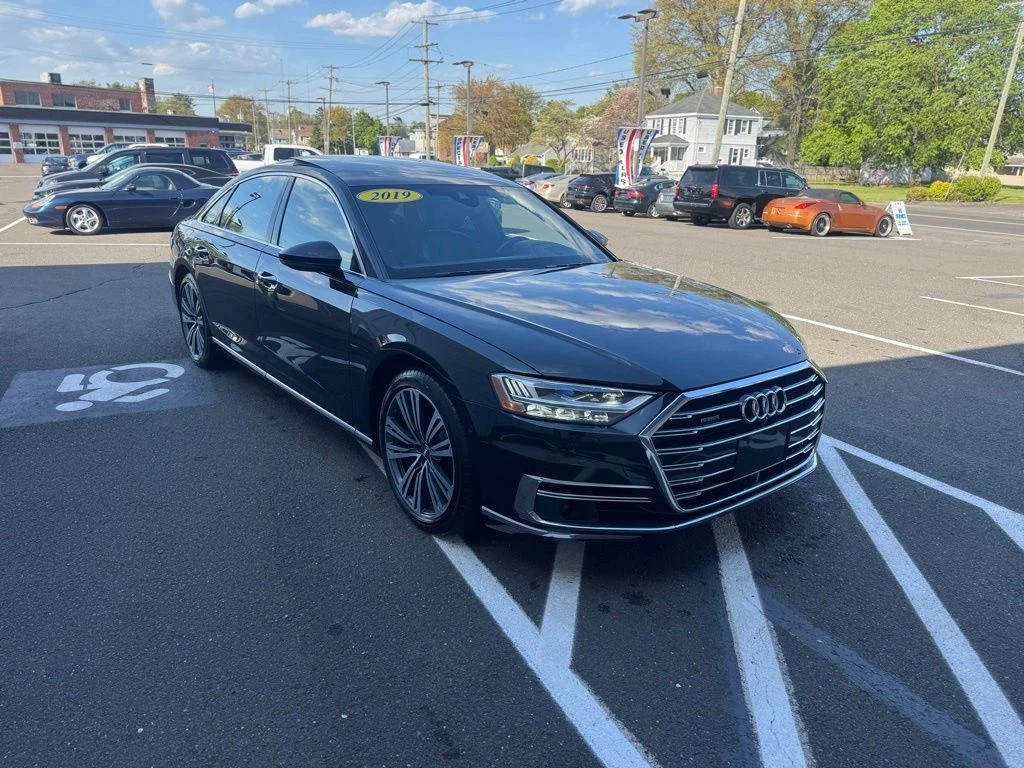 2019 Audi A8 view 3