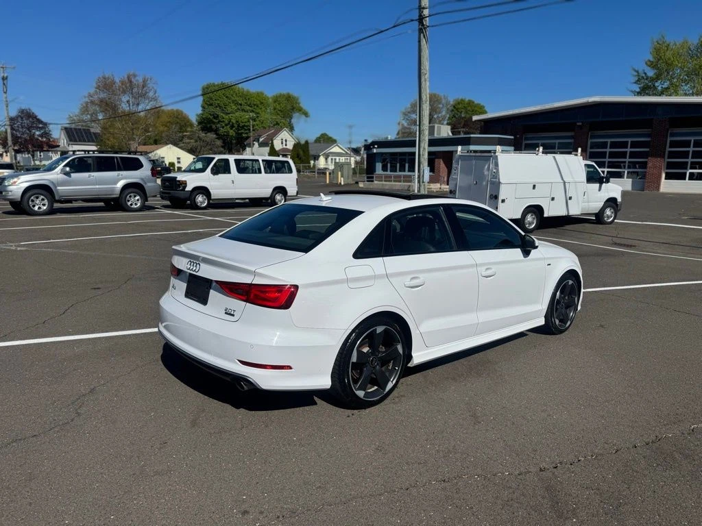 2016 Audi A3 view 5