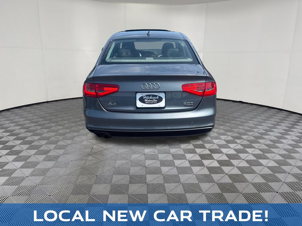 2016 Audi A4 view 4