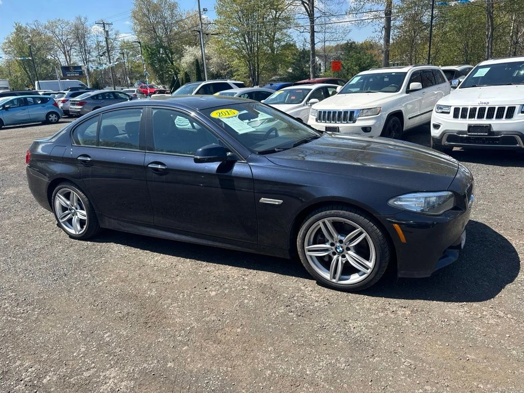 2015 BMW 5 Series view 2