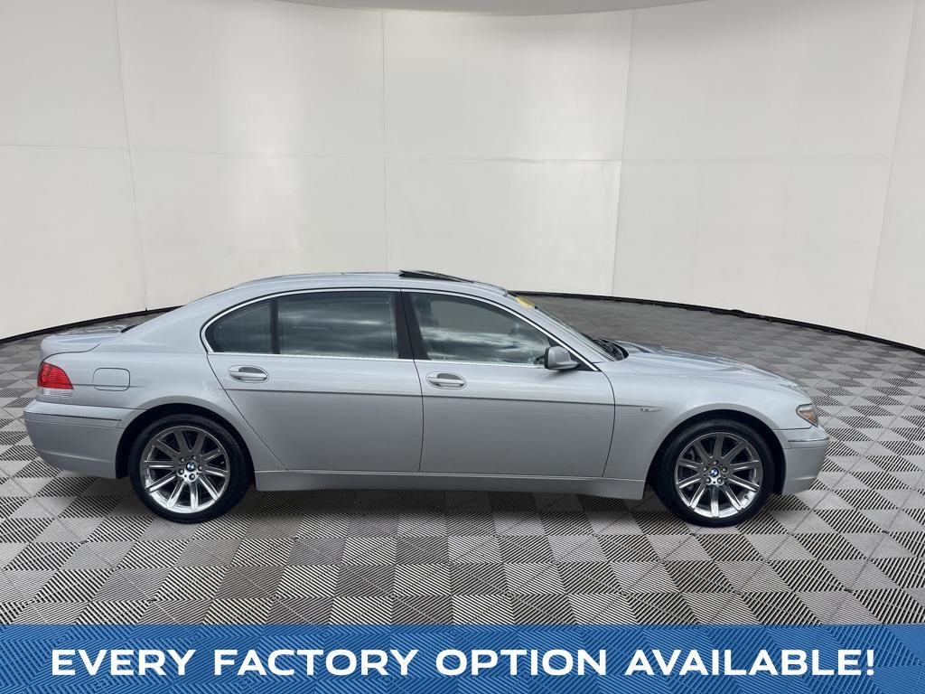 2003 BMW 7 Series view 4