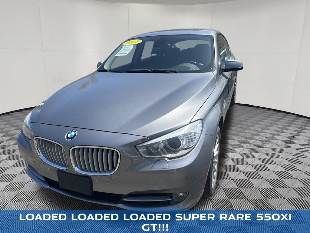 2011 BMW 5 Series view 2