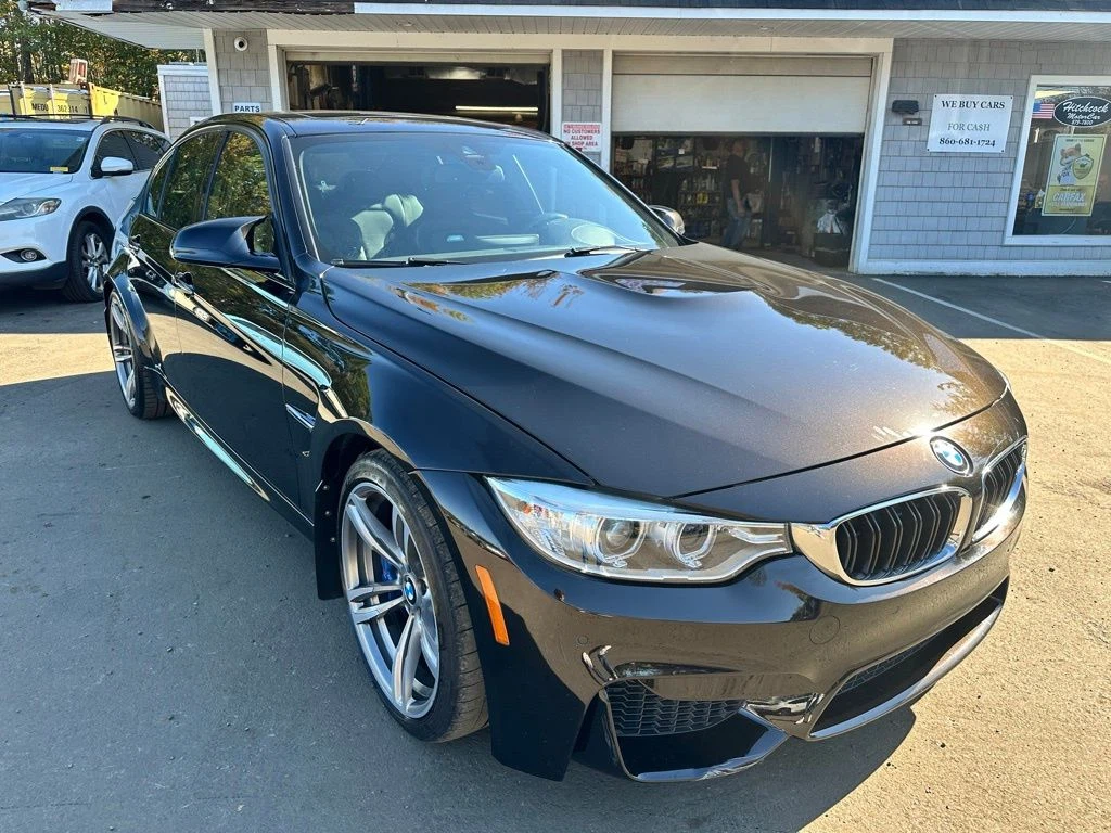 2015 BMW M3 view 4