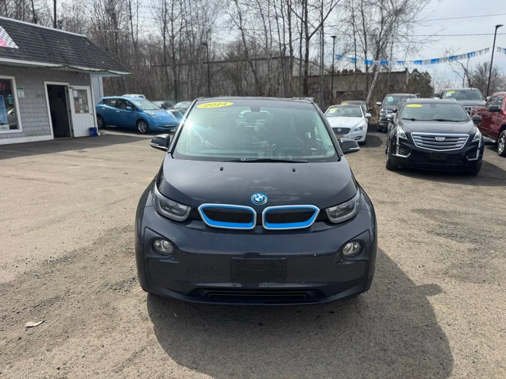 2014 BMW i3 view 2