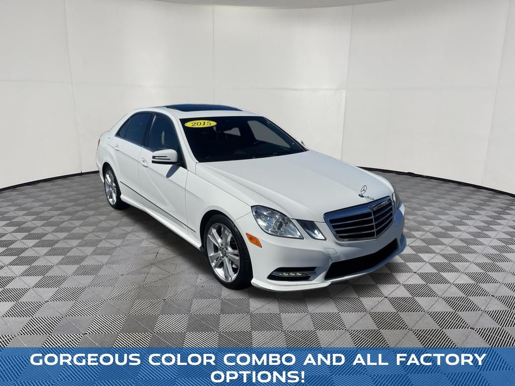 2013 Mercedes-Benz E-Class view 3