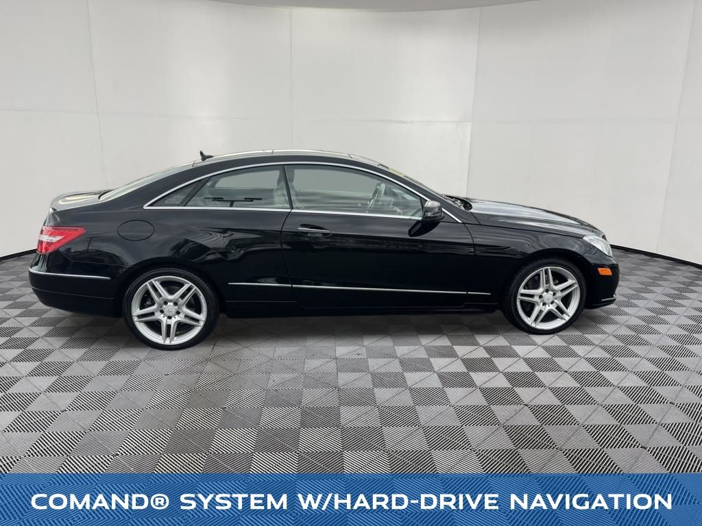2013 Mercedes-Benz E-Class view 4