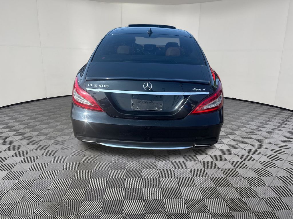 2016 Mercedes-Benz CLS view 4