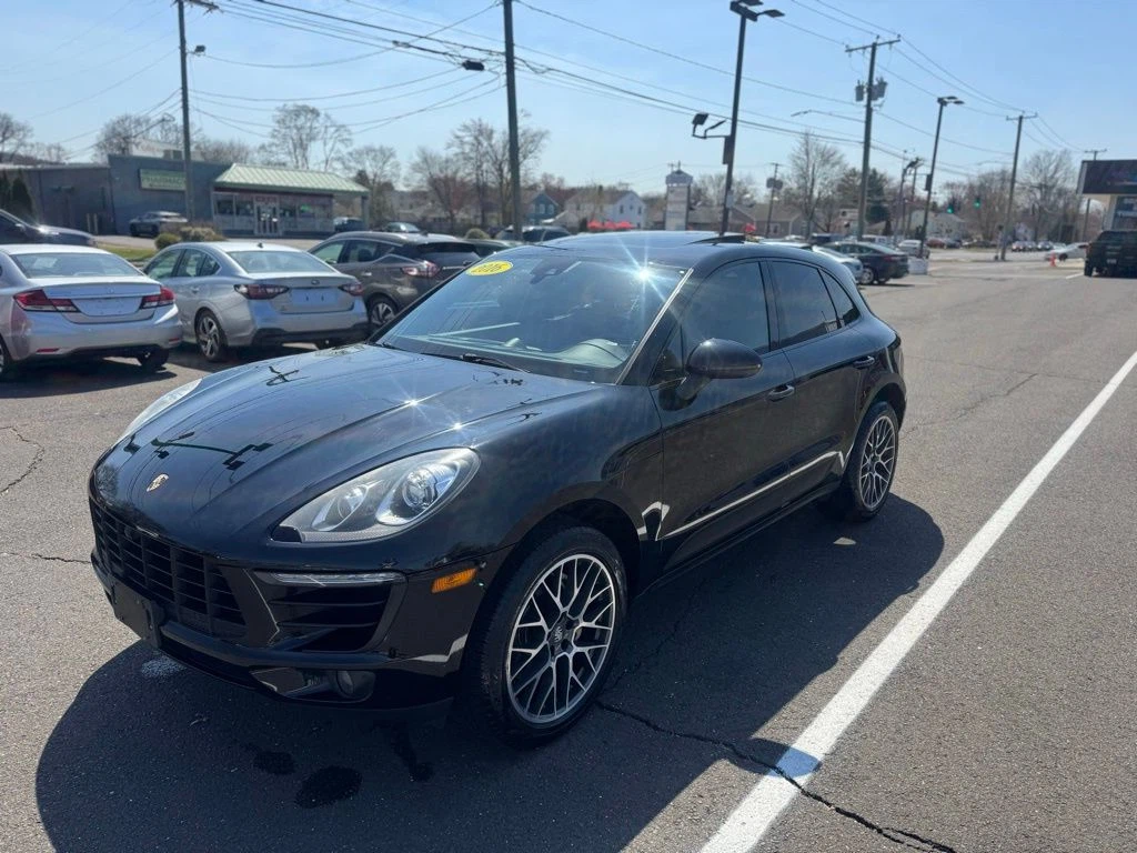 2016 Porsche Macan