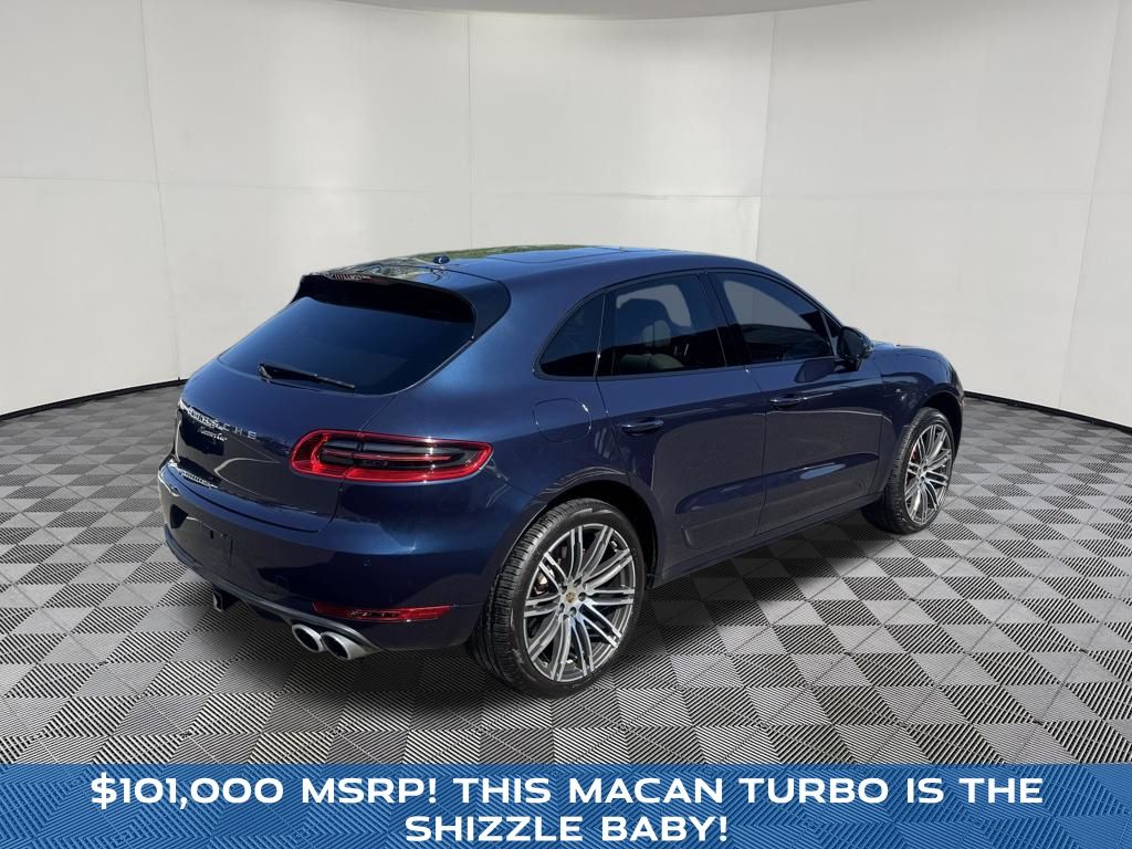 2016 Porsche Macan view 5