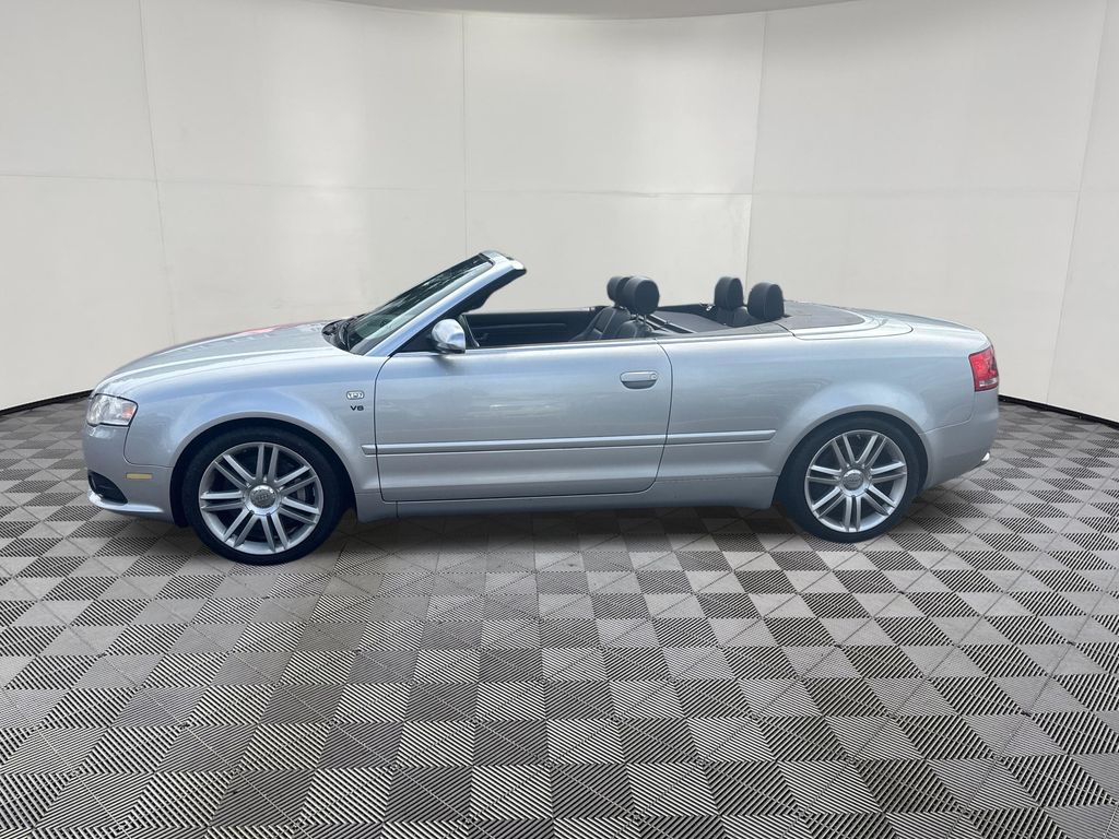 2007 Audi S4 view 2