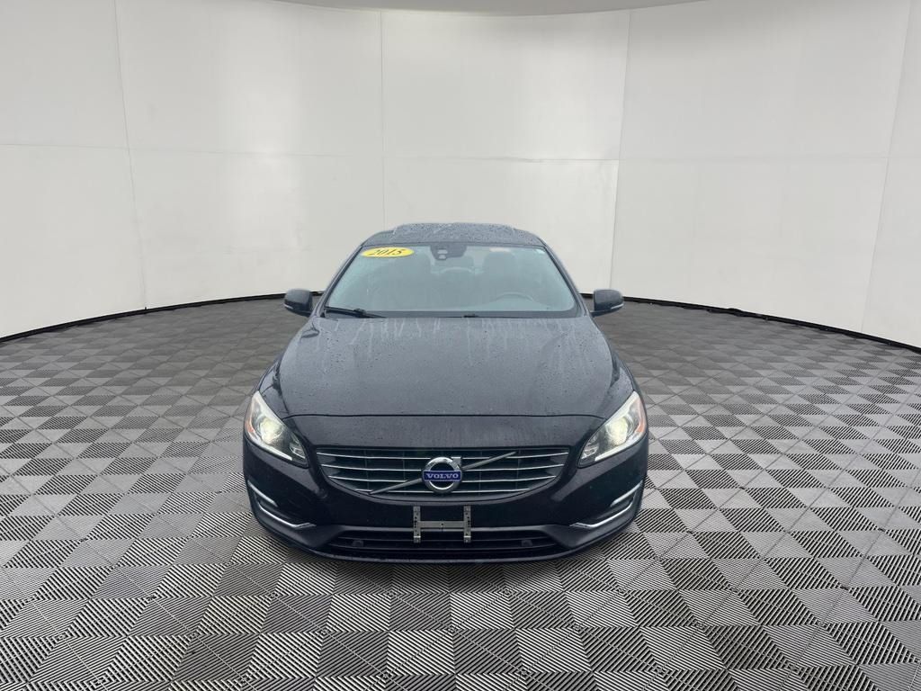 2015 Volvo S60 view 2