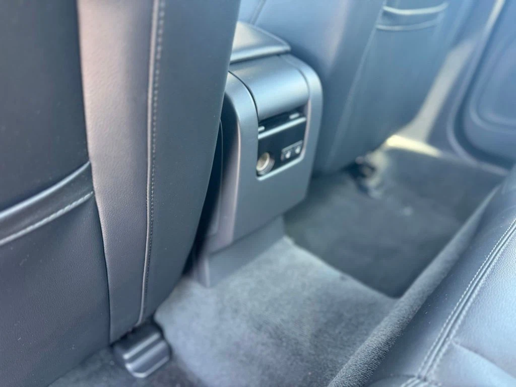 2015 Volvo S60 view 3