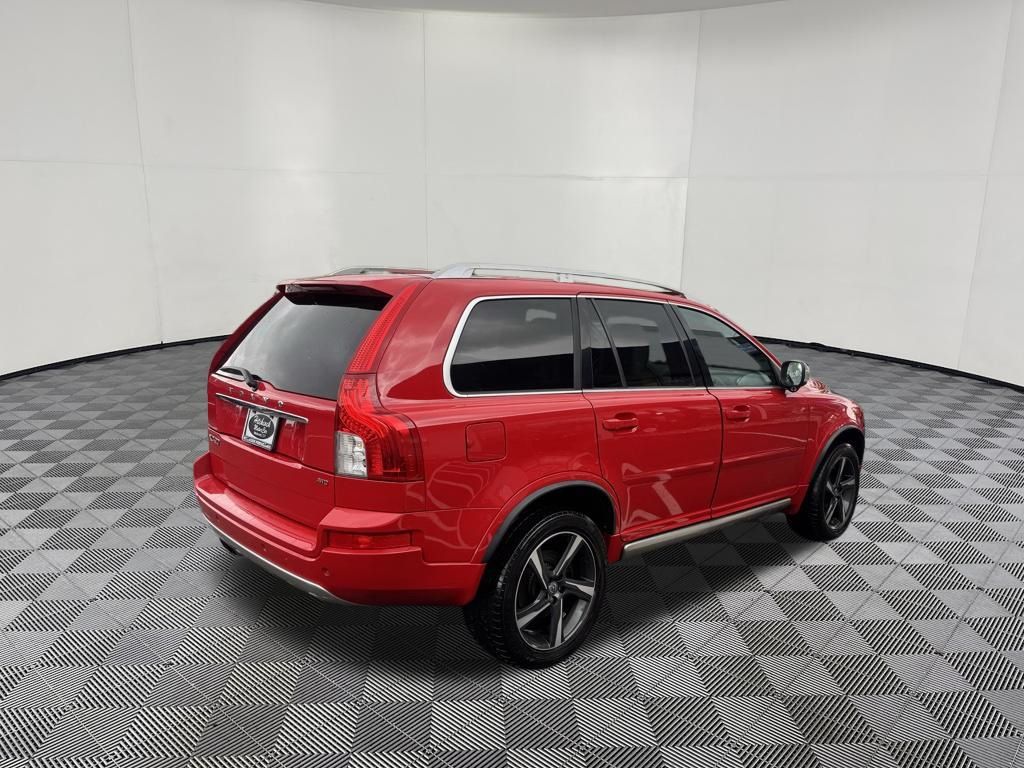 2013 Volvo XC90 view 5