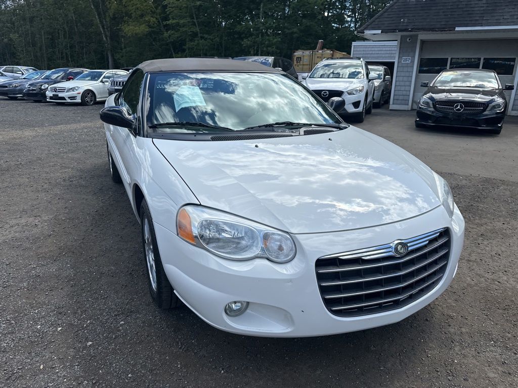 2006 Chrysler Sebring view 4