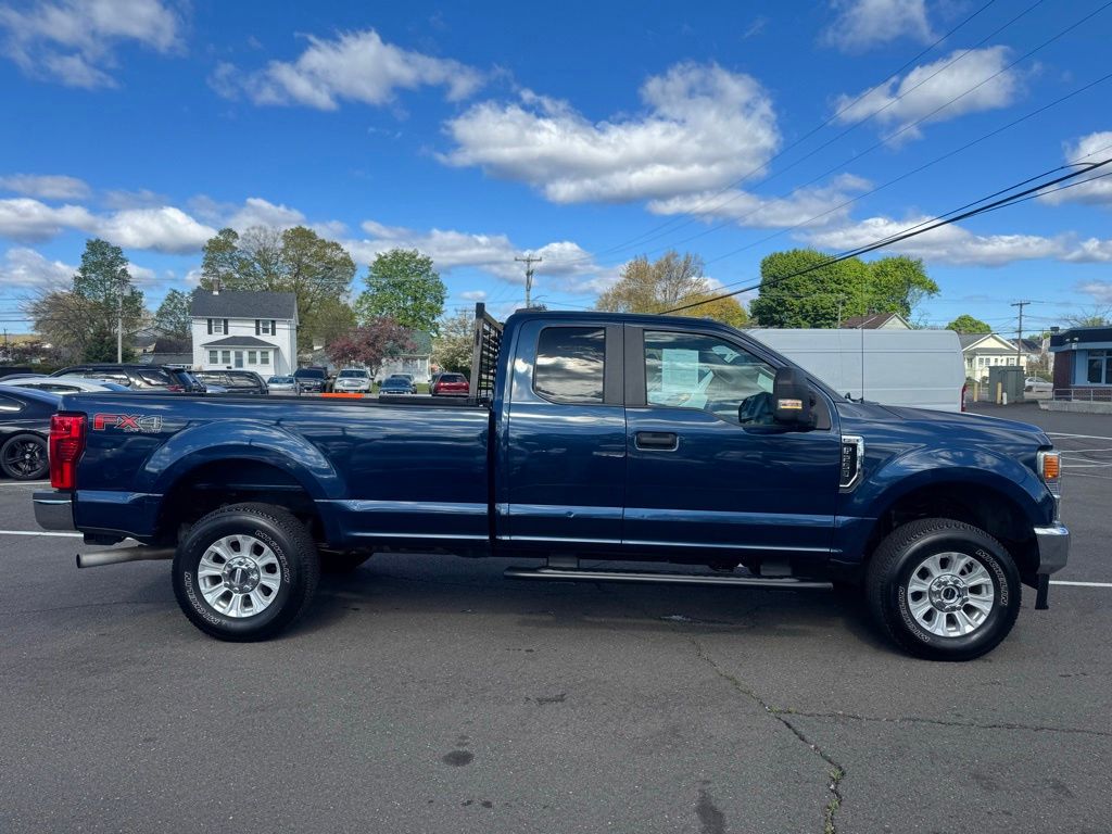 2020 Ford F-250SD view 4