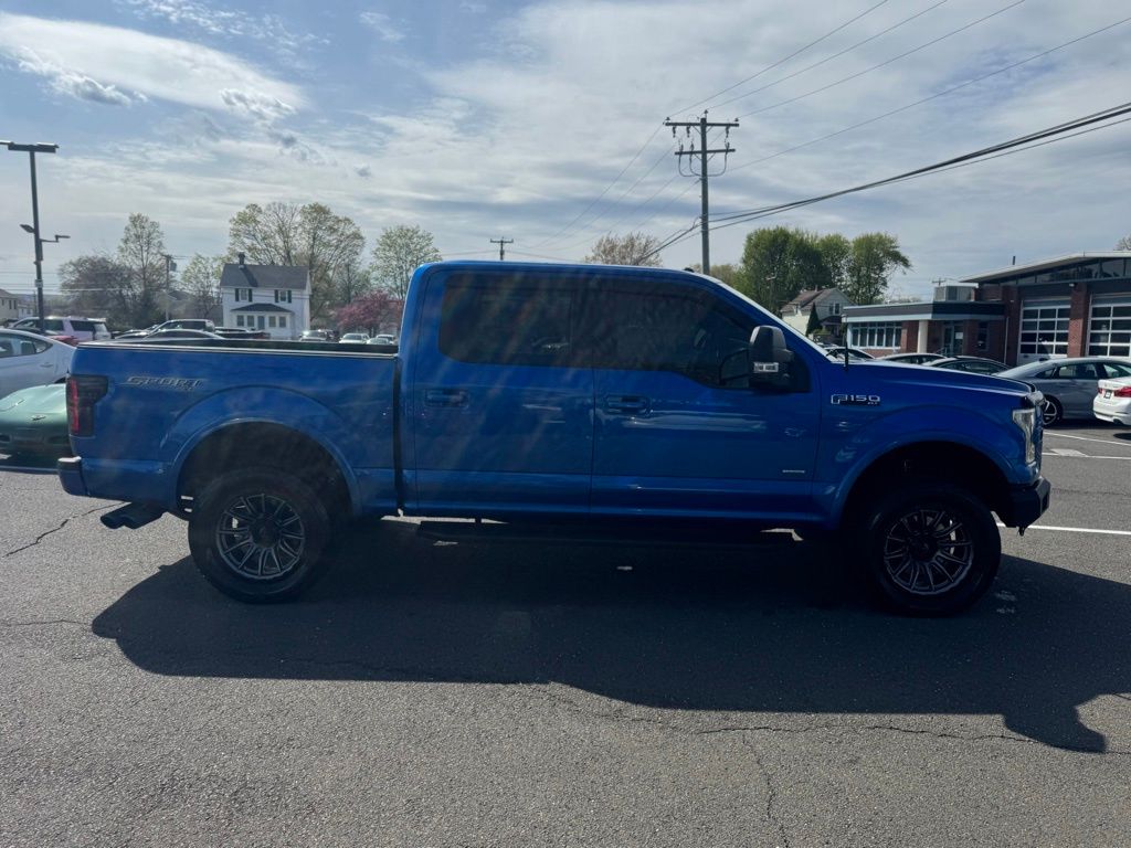 2016 Ford F-150 view 4