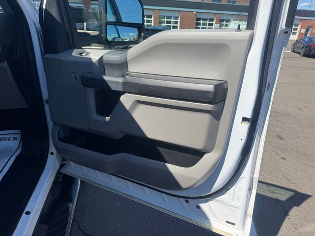 2017 Ford F-350 Super Duty XL - Photo 29
