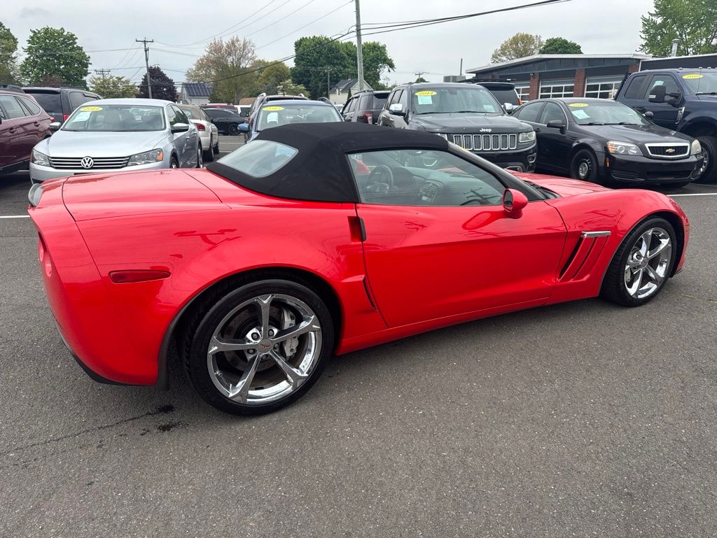 2010 Chevrolet Corvette view 4