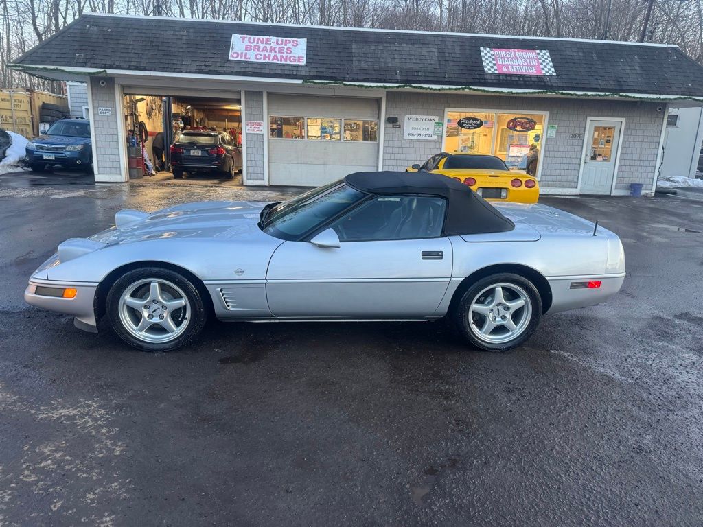 1996 Chevrolet Corvette view 4