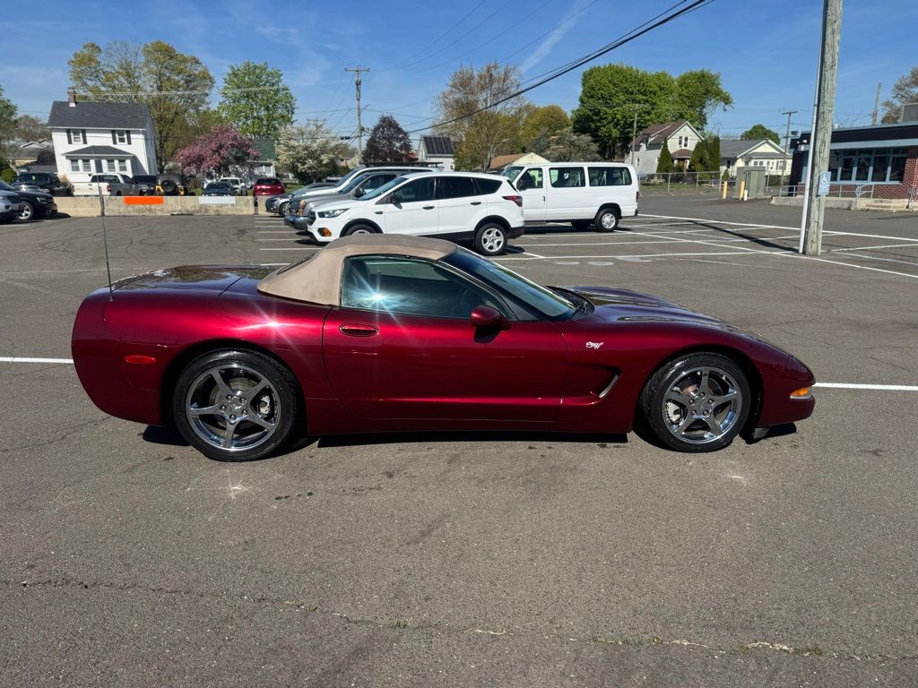 2003 Chevrolet Corvette view 4