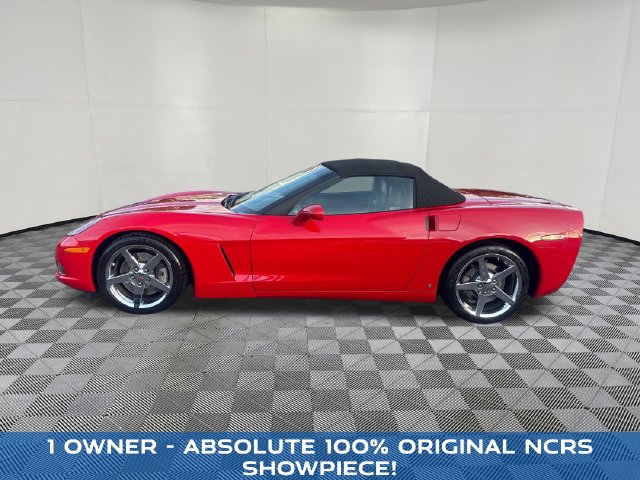 2006 Chevrolet Corvette view 2