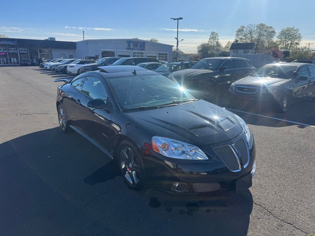 2008 Pontiac G6 view 3