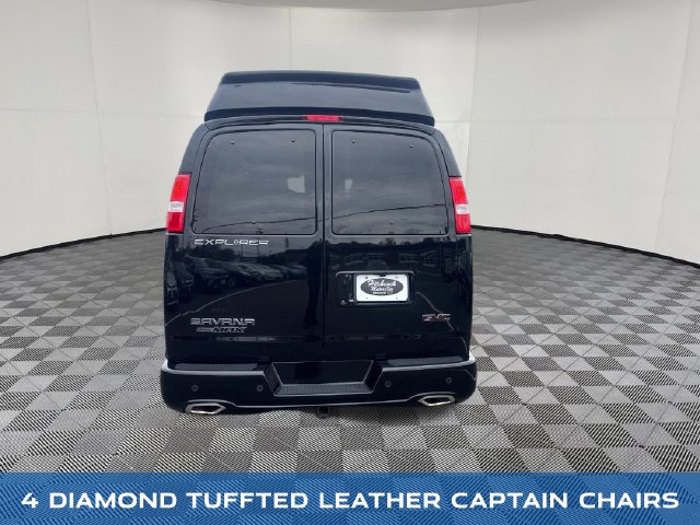 2023 GMC Savana 2500 view 5