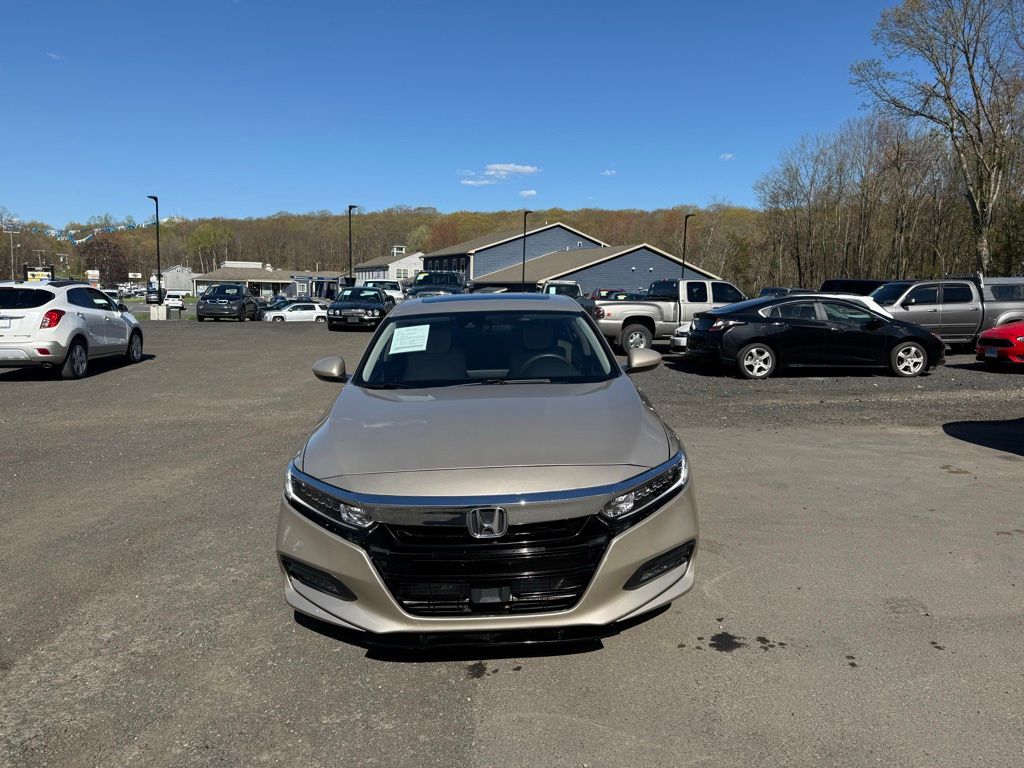 2020 Honda Accord view 2
