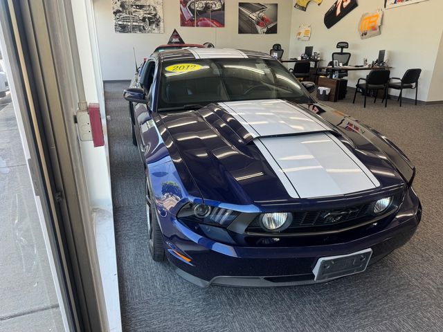 2012 Ford Mustang view 2