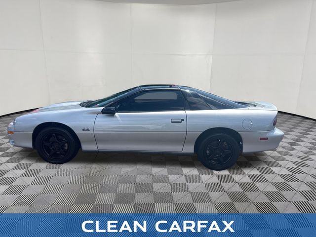 1999 Chevrolet Camaro view 2