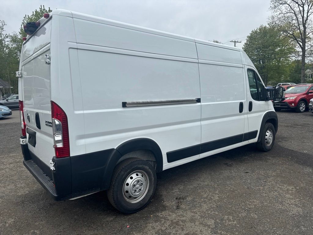 2023 Ram ProMaster 2500 view 5
