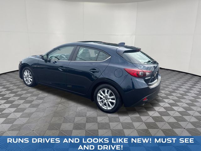 2016 Mazda Mazda3 view 3