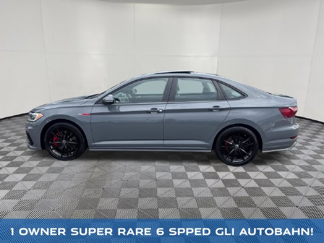 2021 Volkswagen Jetta GLI view 3